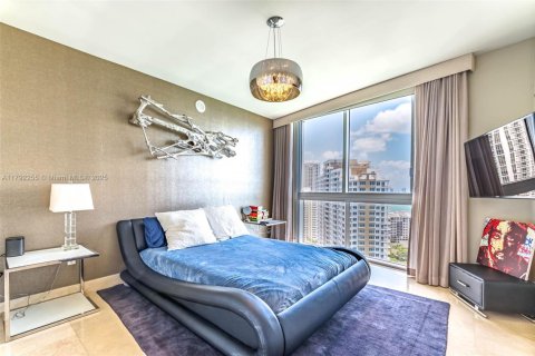 Купить кондоминиум в Майами, Флорида 3 спальни, 173.73м2, № 2241022 - фото 17