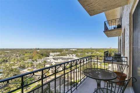 Condominio en alquiler en Tampa, Florida, 1 dormitorio, 53.79 m2 № 1687736 - foto 10