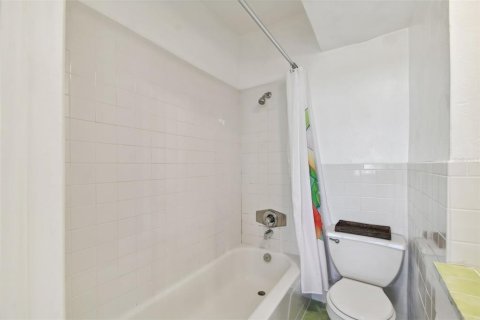 Condominio en alquiler en Tampa, Florida, 1 dormitorio, 53.79 m2 № 1687736 - foto 29