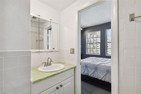 Condominio en alquiler en Tampa, Florida, 1 dormitorio, 53.79 m2 № 1687736 - foto 28