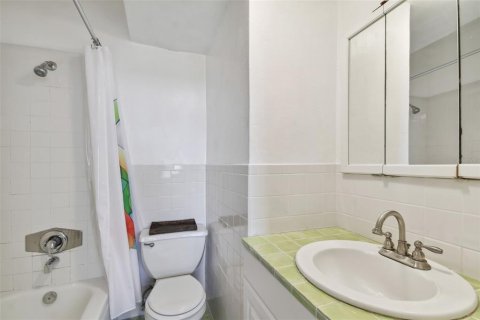 Condominio en alquiler en Tampa, Florida, 1 dormitorio, 53.79 m2 № 1687736 - foto 27