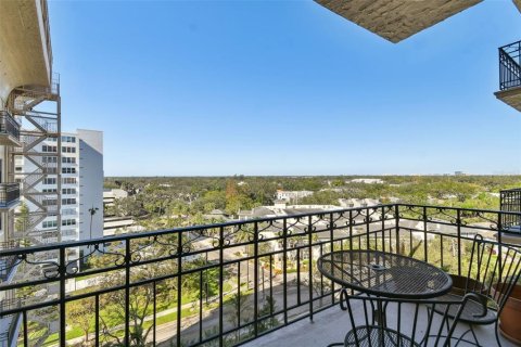Condominio en alquiler en Tampa, Florida, 1 dormitorio, 53.79 m2 № 1687736 - foto 9