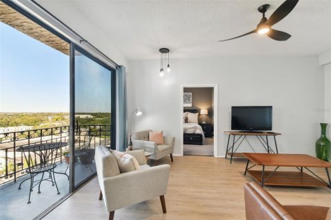 Condominio en alquiler en Tampa, Florida, 1 dormitorio, 53.79 m2 № 1687736 - foto 6