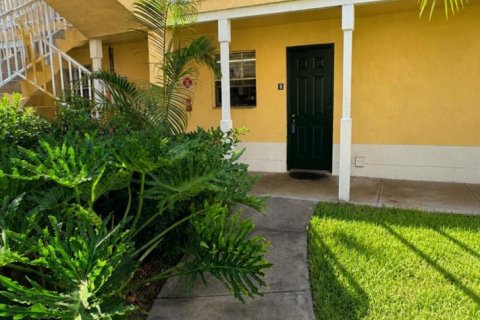 Condo in Boca Raton, Florida, 1 bedroom  № 2179332