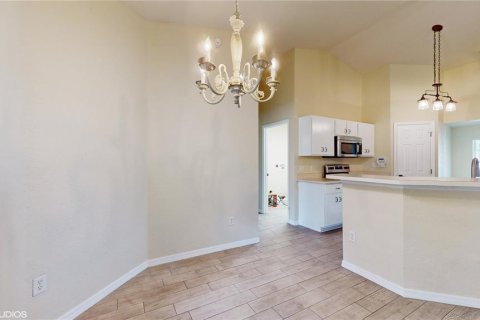 House in Ocala, Florida 4 bedrooms, 196.02 sq.m. № 1835929 - photo 8
