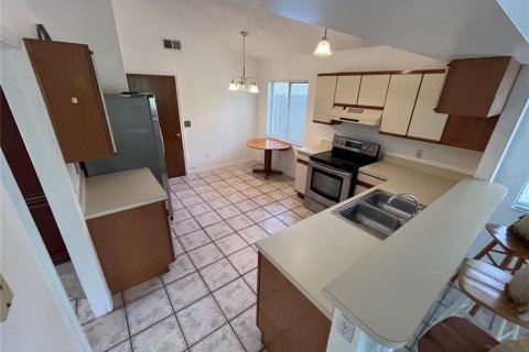 Casa en alquiler en Orlando, Florida, 3 dormitorios, 142.23 m2 № 1835483 - foto 8