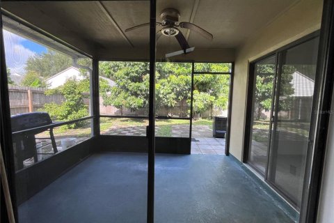 Casa en alquiler en Orlando, Florida, 3 dormitorios, 142.23 m2 № 1835483 - foto 6