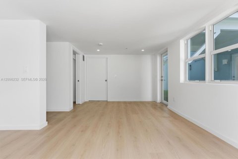 Touwnhouse à louer à Fort Lauderdale, Floride: 4 chambres, 190.45 m2 № 2170708 - photo 26