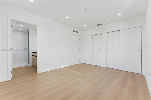 Touwnhouse à louer à Fort Lauderdale, Floride: 4 chambres, 190.45 m2 № 2170708 - photo 21