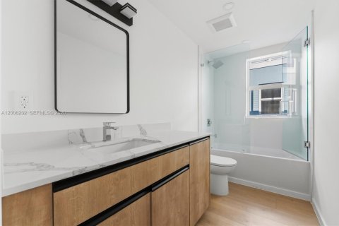 Touwnhouse à louer à Fort Lauderdale, Floride: 4 chambres, 190.45 m2 № 2170708 - photo 19