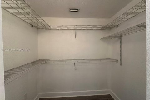 Condominio en venta en Boynton Beach, Florida, 2 dormitorios, 94.02 m2 № 2014038 - foto 26