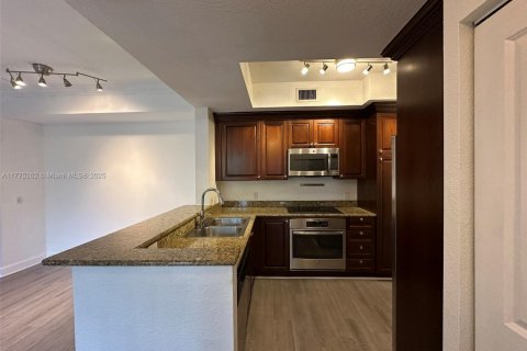 Condominio en venta en Boynton Beach, Florida, 2 dormitorios, 94.02 m2 № 2014038 - foto 2