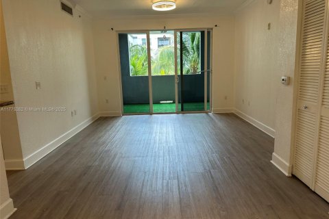 Condominio en venta en Boynton Beach, Florida, 2 dormitorios, 94.02 m2 № 2014038 - foto 16