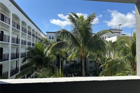 Condominio en venta en Boynton Beach, Florida, 2 dormitorios, 94.02 m2 № 2014038 - foto 22