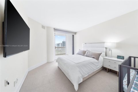 Condo in Aventura, Florida, 3 bedrooms  № 1825514 - photo 18