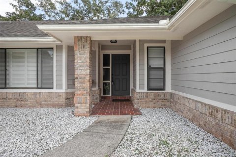 Villa ou maison à vendre à Winter Springs, Floride: 4 chambres, 191.94 m2 № 1902636 - photo 2