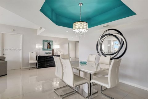 Купить кондоминиум в Авентура, Флорида 2 спальни, 142.14м2, № 2013342 - фото 16