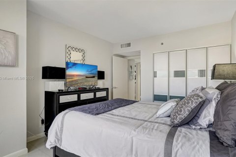Купить кондоминиум в Авентура, Флорида 2 спальни, 142.14м2, № 2013342 - фото 26
