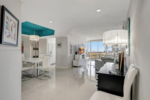 Купить кондоминиум в Авентура, Флорида 2 спальни, 142.14м2, № 2013342 - фото 5
