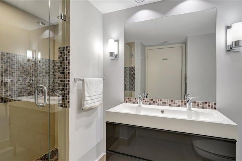 Купить кондоминиум в Авентура, Флорида 2 спальни, 142.14м2, № 2013342 - фото 22