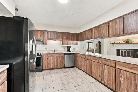 Villa ou maison à vendre à New Port Richey, Floride: 3 chambres, 183.11 m2 № 2419264 - photo 10