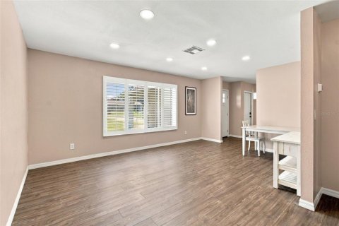 Villa ou maison à vendre à New Port Richey, Floride: 3 chambres, 183.11 m2 № 2419264 - photo 20