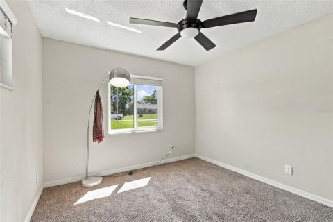 Villa ou maison à vendre à New Port Richey, Floride: 3 chambres, 183.11 m2 № 2419264 - photo 30