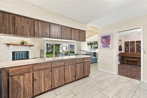 Villa ou maison à vendre à New Port Richey, Floride: 3 chambres, 183.11 m2 № 2419264 - photo 11