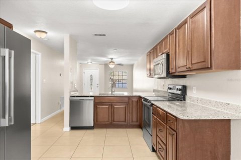 Adosado en venta en Orlando, Florida, 2 dormitorios, 100.98 m2 № 2096971 - foto 9