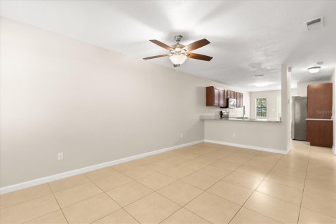 Adosado en venta en Orlando, Florida, 2 dormitorios, 100.98 m2 № 2096971 - foto 3