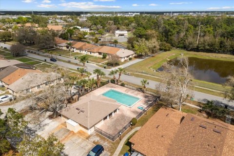 Adosado en venta en Orlando, Florida, 2 dormitorios, 100.98 m2 № 2096971 - foto 26