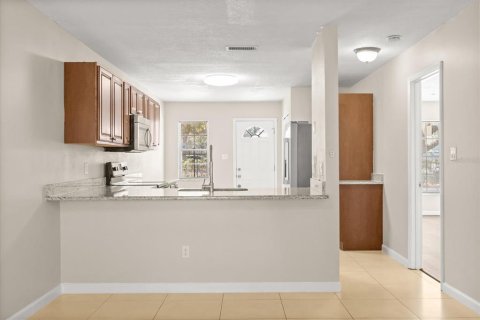 Adosado en venta en Orlando, Florida, 2 dormitorios, 100.98 m2 № 2096971 - foto 6