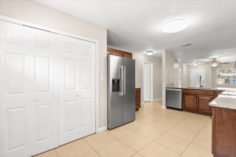 Adosado en venta en Orlando, Florida, 2 dormitorios, 100.98 m2 № 2096971 - foto 8