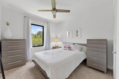 Townhouse in Fort Lauderdale, Florida 4 bedrooms, 171.31 sq.m. № 2086287 - photo 18