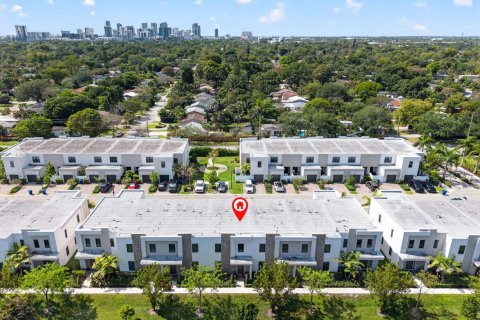 Townhouse in Fort Lauderdale, Florida 4 bedrooms, 171.31 sq.m. № 2086287 - photo 24