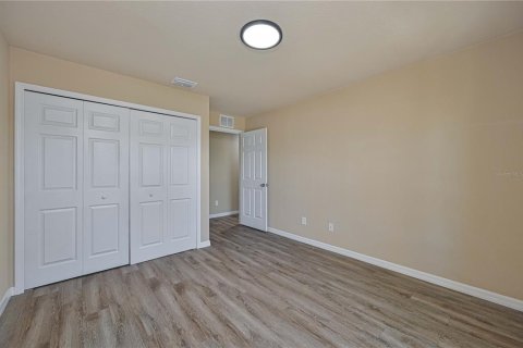 Villa ou maison à vendre à Cape Coral, Floride: 4 chambres, 149.85 m2 № 2398557 - photo 25