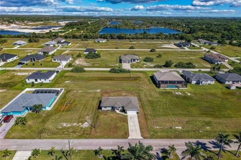Villa ou maison à vendre à Cape Coral, Floride: 4 chambres, 149.85 m2 № 2398557 - photo 11