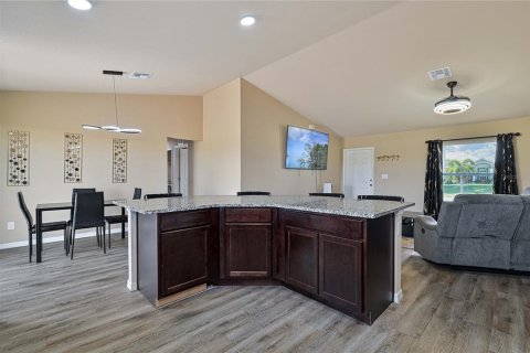 Villa ou maison à vendre à Cape Coral, Floride: 4 chambres, 149.85 m2 № 2398557 - photo 18