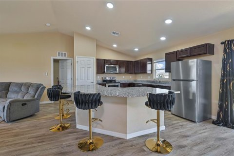Villa ou maison à vendre à Cape Coral, Floride: 4 chambres, 149.85 m2 № 2398557 - photo 15