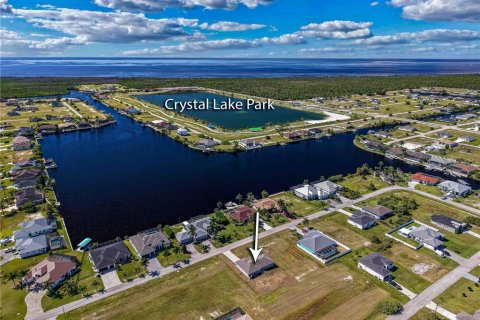 Villa ou maison à vendre à Cape Coral, Floride: 4 chambres, 149.85 m2 № 2398557 - photo 9