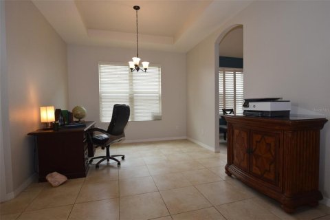 House in Clermont, Florida 3 bedrooms, 192.4 sq.m. № 2201304 - photo 9