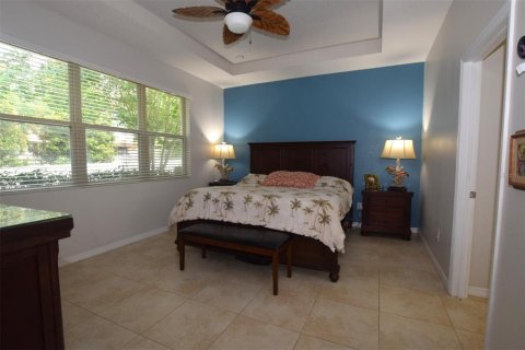 House in Clermont, Florida 3 bedrooms, 192.4 sq.m. № 2201304 - photo 3