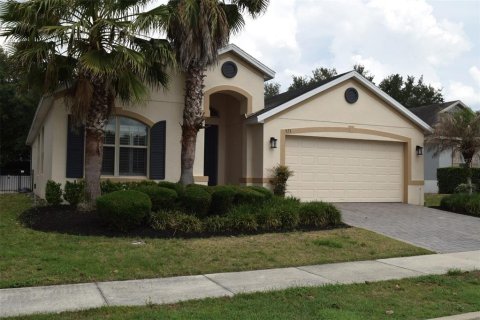 House in Clermont, Florida 3 bedrooms, 192.4 sq.m. № 2201304 - photo 2