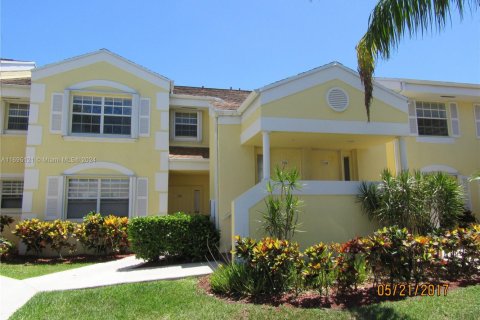 Condo in Homestead, Florida, 2 bedrooms  № 1447889 - photo 1
