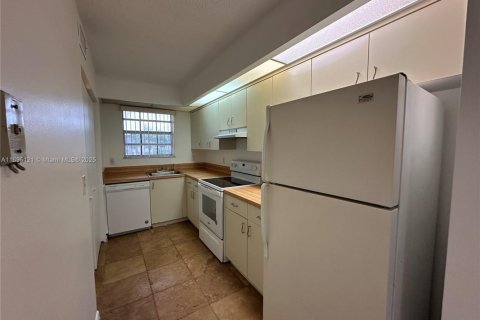Condo in Homestead, Florida, 2 bedrooms  № 1447889 - photo 7