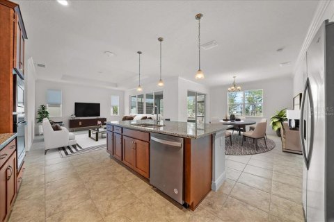 House in Ocala, Florida 2 bedrooms, 196.58 sq.m. № 2157561 - photo 8