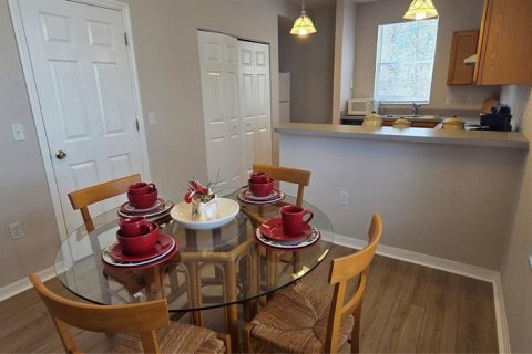 Condo in Gainesville, Florida, 2 bedrooms  № 2115798 - photo 7