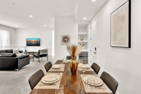 Apartment in Fort Lauderdale, Florida 3 bedrooms, 165.37 sq.m. № 2065383 - photo 23