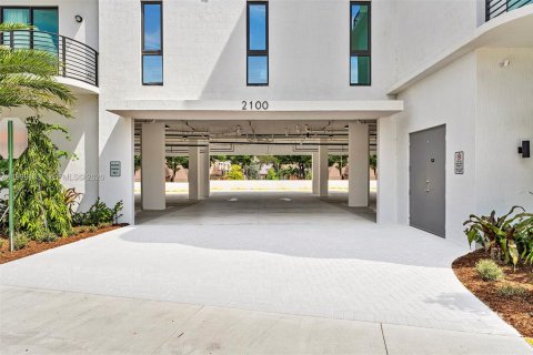 Apartment in Fort Lauderdale, Florida 3 bedrooms, 165.37 sq.m. № 2065383 - photo 30