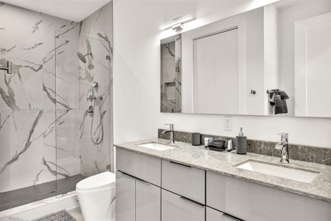 Apartment in Fort Lauderdale, Florida 3 bedrooms, 165.37 sq.m. № 2065383 - photo 10